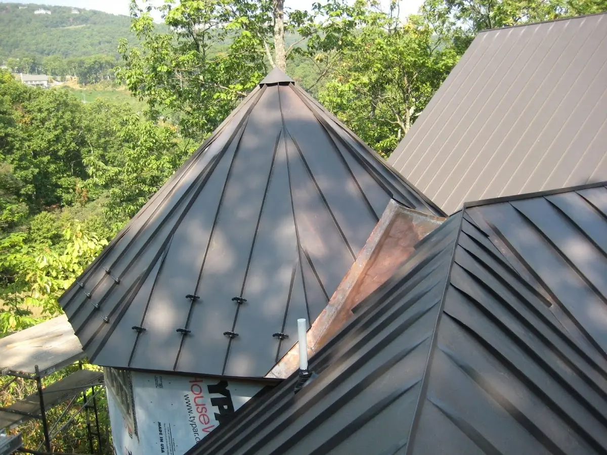 Professional Gutter Cleaning by Craftsman Roofing in Rossmoor